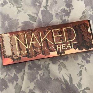 BRAND NEW Naked Heat palette